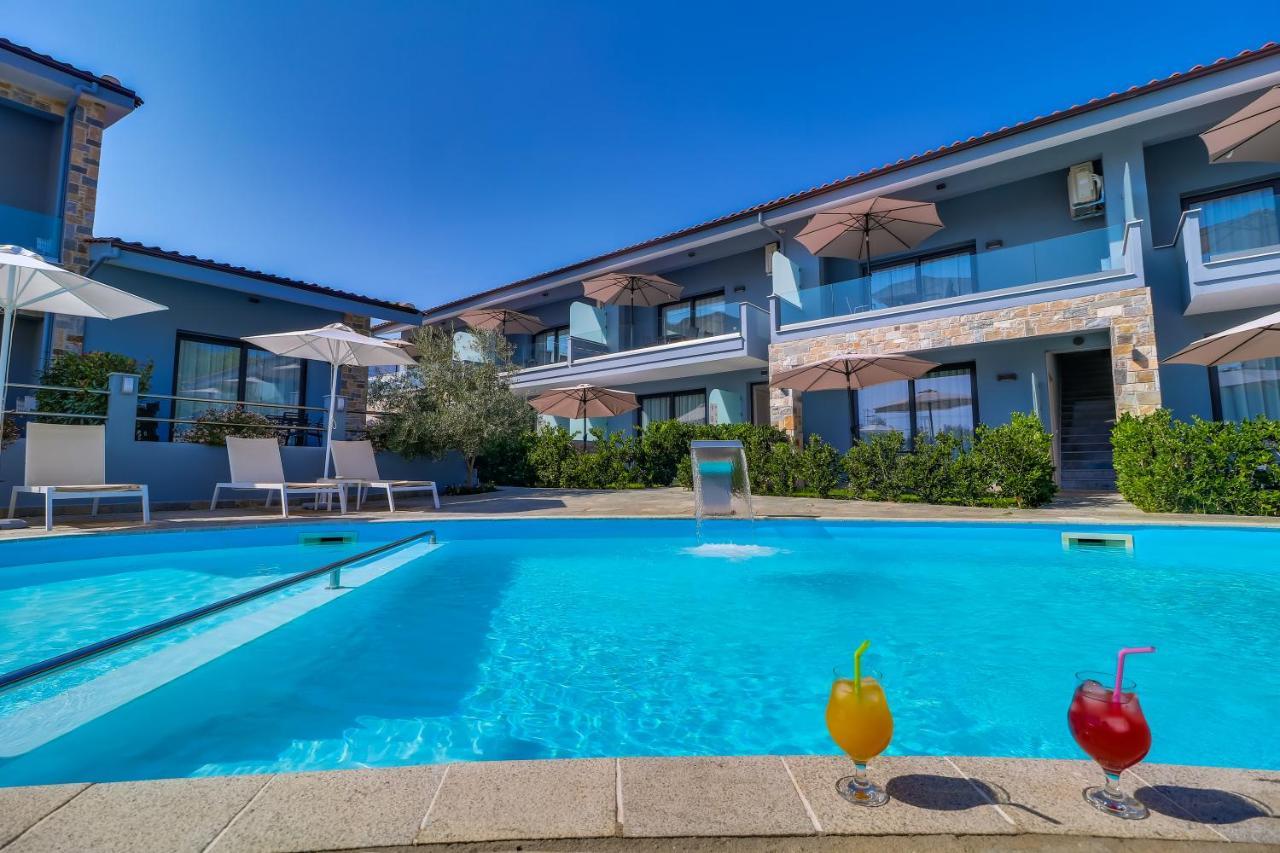 Theros Villas & Suites Hriszí Amudiá Kültér fotó