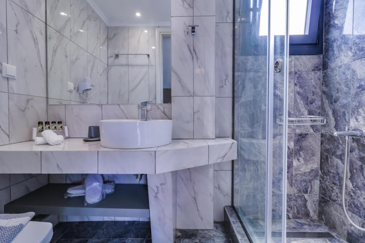 Theros Villas & Suites Hriszí Amudiá Kültér fotó