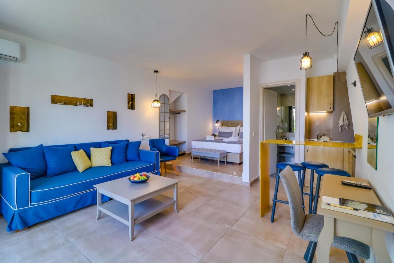 Theros Villas & Suites Hriszí Amudiá Kültér fotó